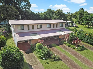 1-4/68 Weaver Street, Atherton, QLD 4883, 8房, 4浴, Unit