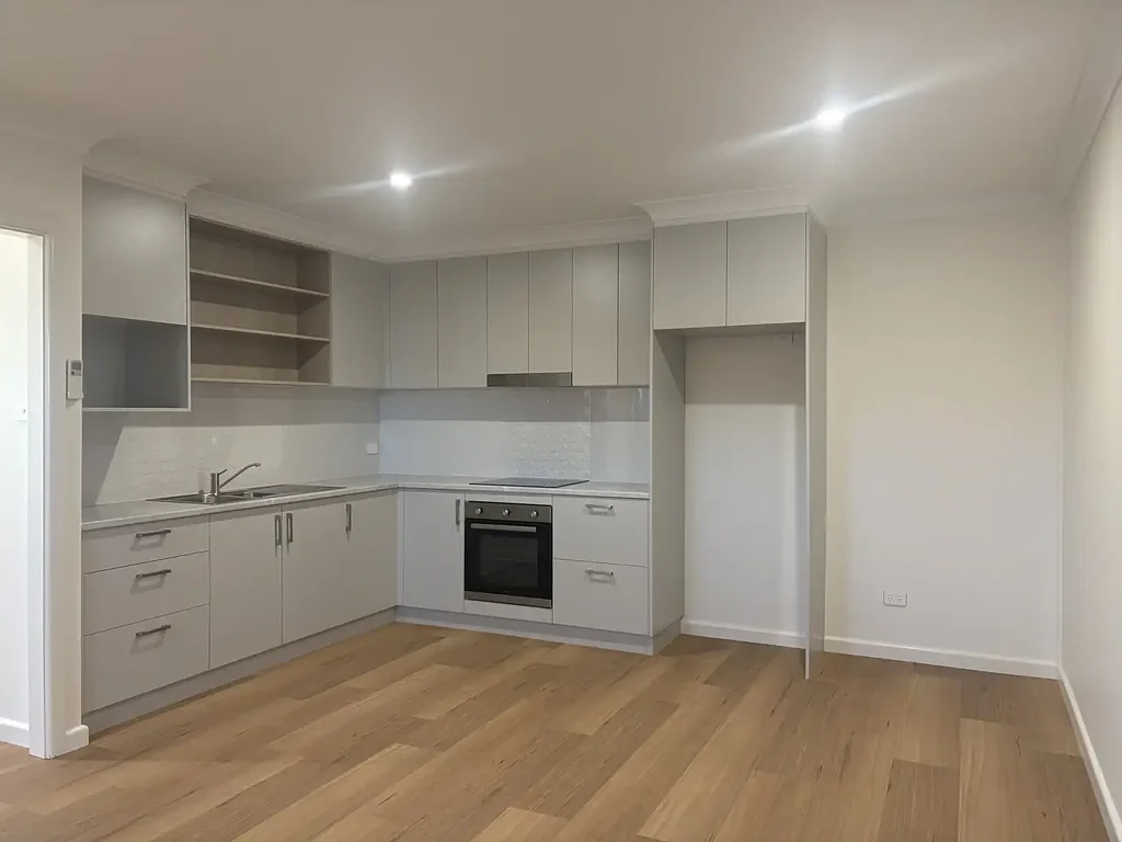 TWO BEDROOM FULLY RENOVATED UNIT IN THE HEART OF TOWN