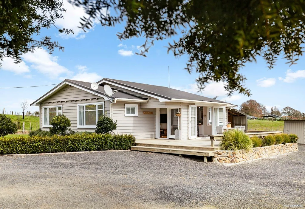 Country Lifestyle in Beautiful Mangatangi