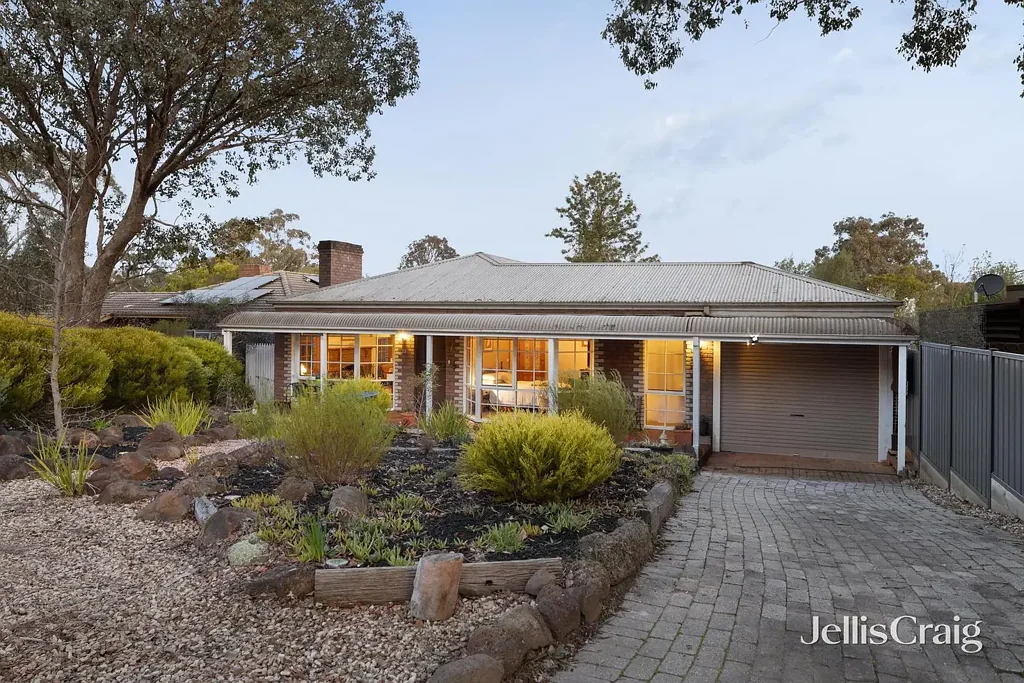 12 Lotus Court, Diamond Creek, VIC 3089