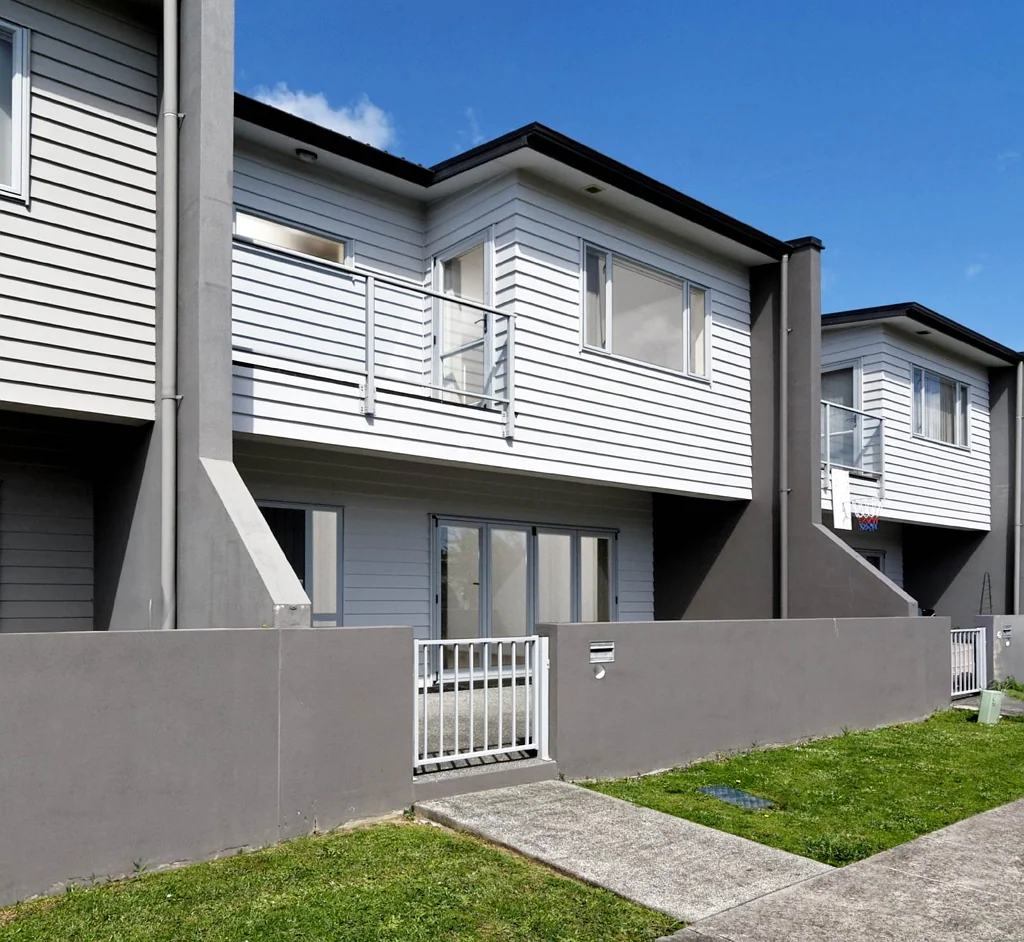 Spacious 3-Bedroom Family Home in a Prime Location