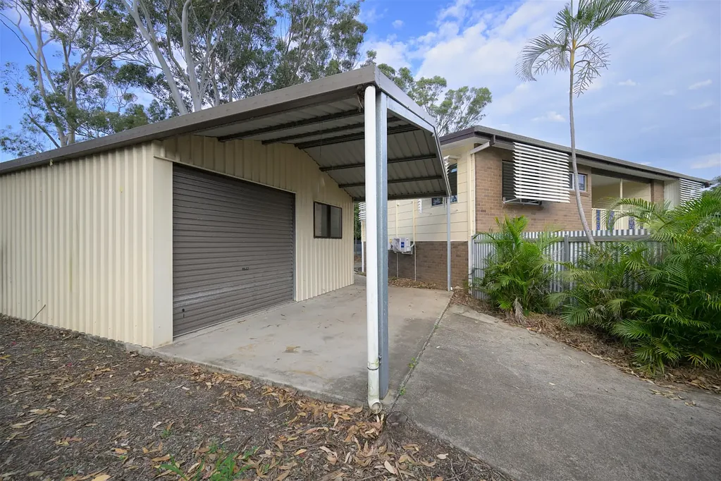 Sun Valley 3Habitaciones Spacious Two Storey Family Home With Side Access And Huge Shed!