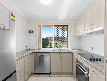 Unit 2/5 Hans Borgar Ct, Warwick, QLD 4370, 2房, 1浴, 排房