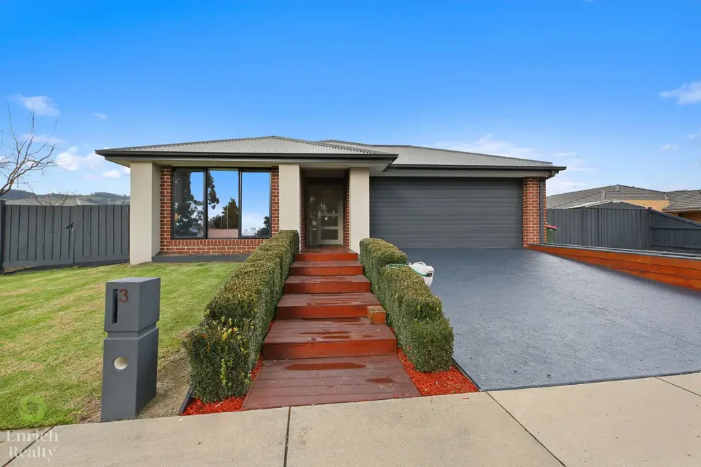 Trafalgar 3 Bedroom Smart Living in a Quiet Trafalgar Pocket