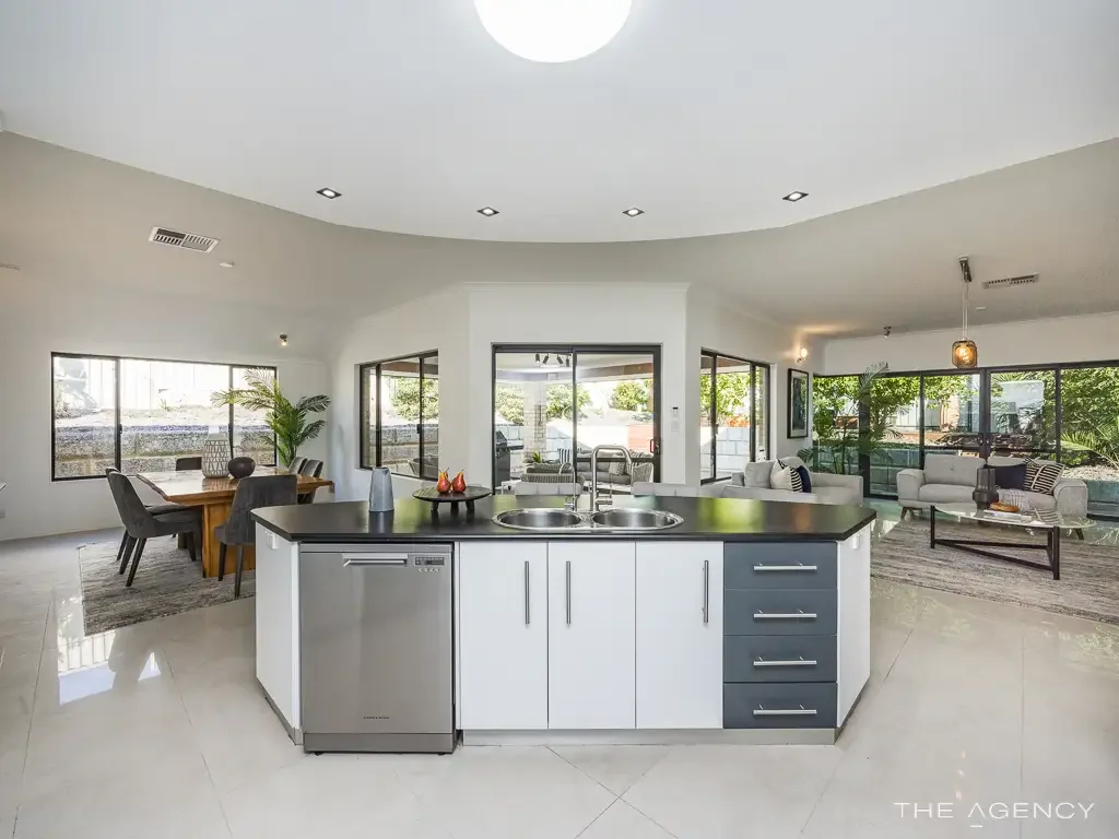 Landsdale 4침실 A Stylish Sanctuary for your Family