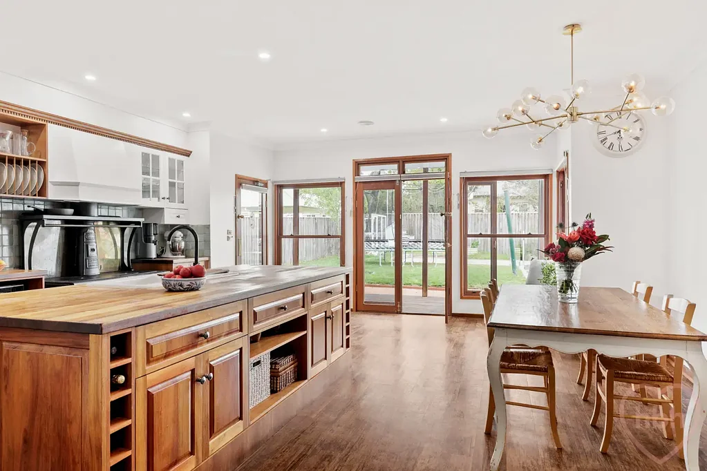 11 Busby Street, O'Connor, ACT 2602