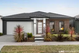 25 Cheddington Road, Cranbourne East