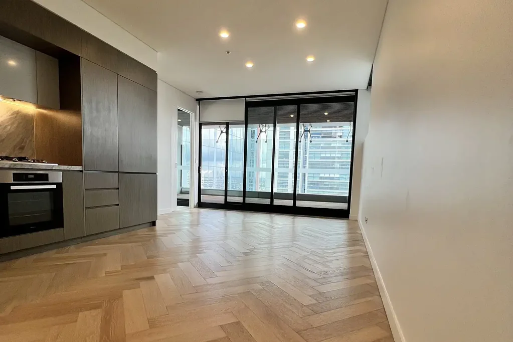 Convenient City Living at Greenland Centre