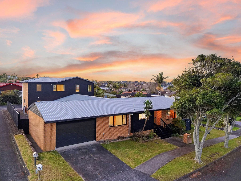 42 Westpark Drive, West Harbour, Waitakere City, Auckland