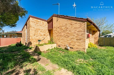 35 Callaghan Street, Ashmont, NSW 2650, 3 침실, 1 욕실, House