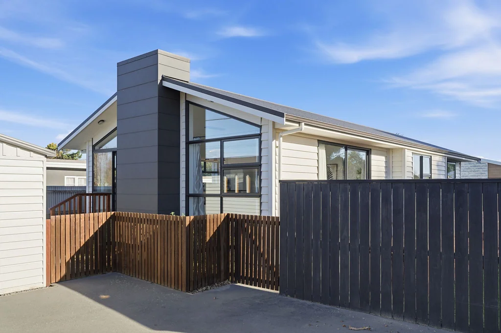New Brighton 3Kwarto Modern Coastal Living with Sun, Space & Style!