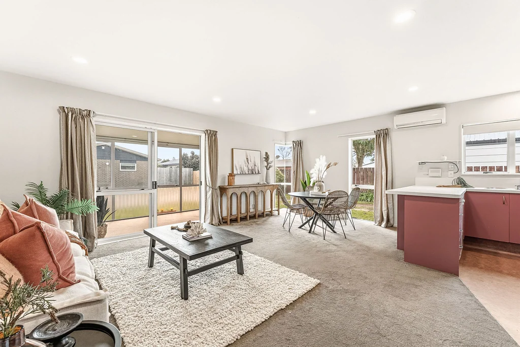 Papamoa 3 Slaapkamer Cute, Sunny & Seriously Surprising!
