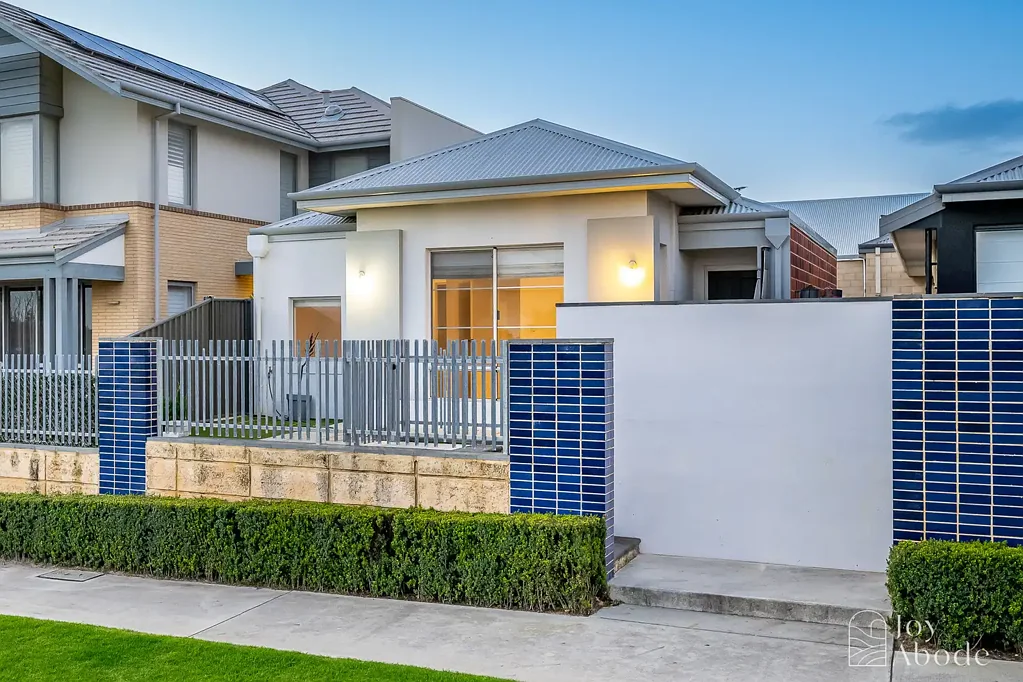 5 Faba Lane, Jindalee, WA 6036