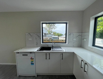 23B Don Buck Road, Massey, Waitakere City, Auckland, 4房, 2浴, 整租独立别墅