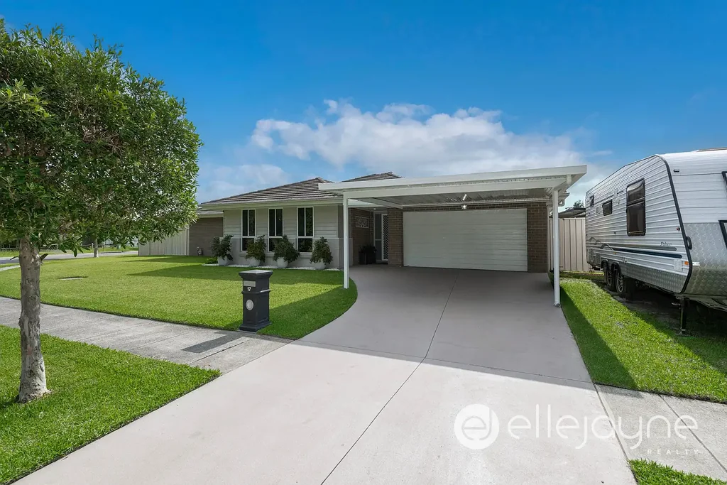 17 Kelowna Avenue, Morisset, NSW 2264