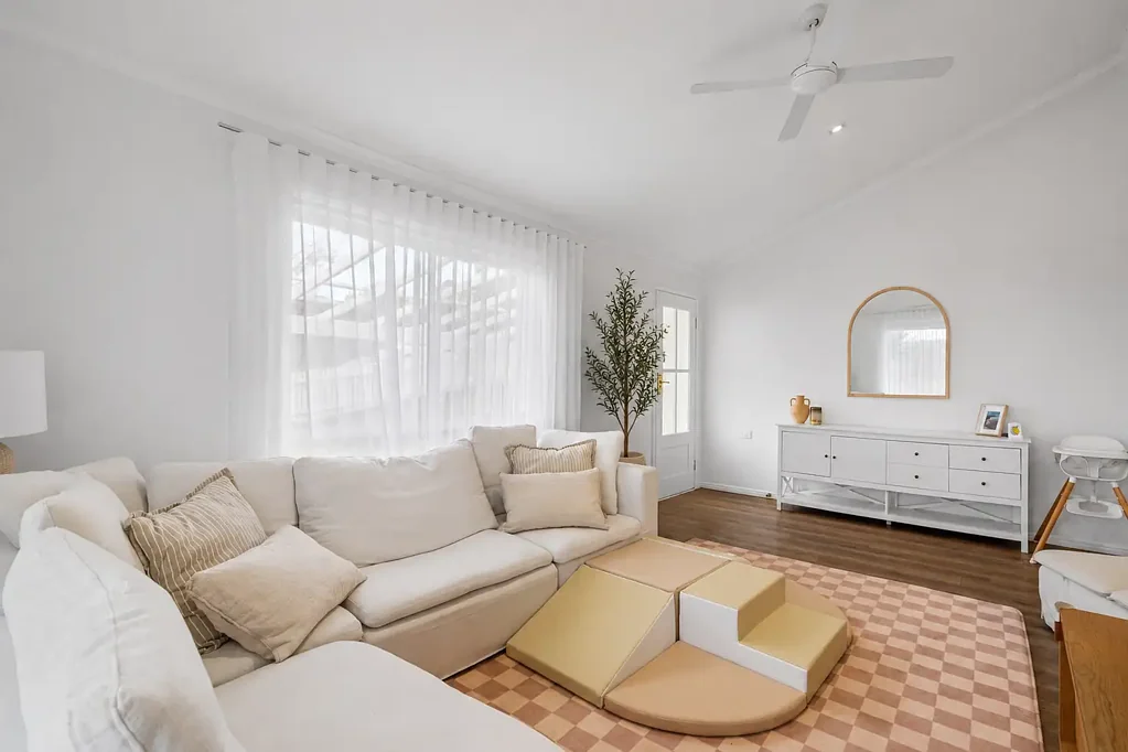 Worongary 3ห้องนอน Beautifully Updated Home in the Heart of Worongary