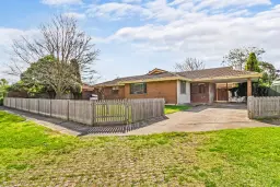 5 Tambar Court, Sale