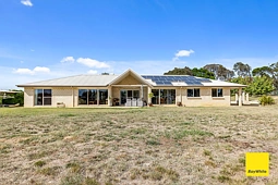 37 Essendon Road, Bungendore