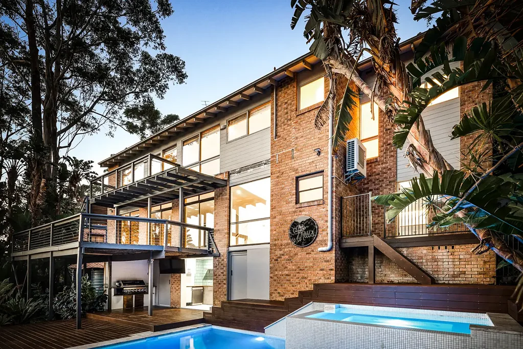 Glenhaven 5房 度假村风格的家庭杰作，奢华与生活方式的完美结合 A Resort-Inspired Family Masterpiece Where Luxury Meets Lifestyle