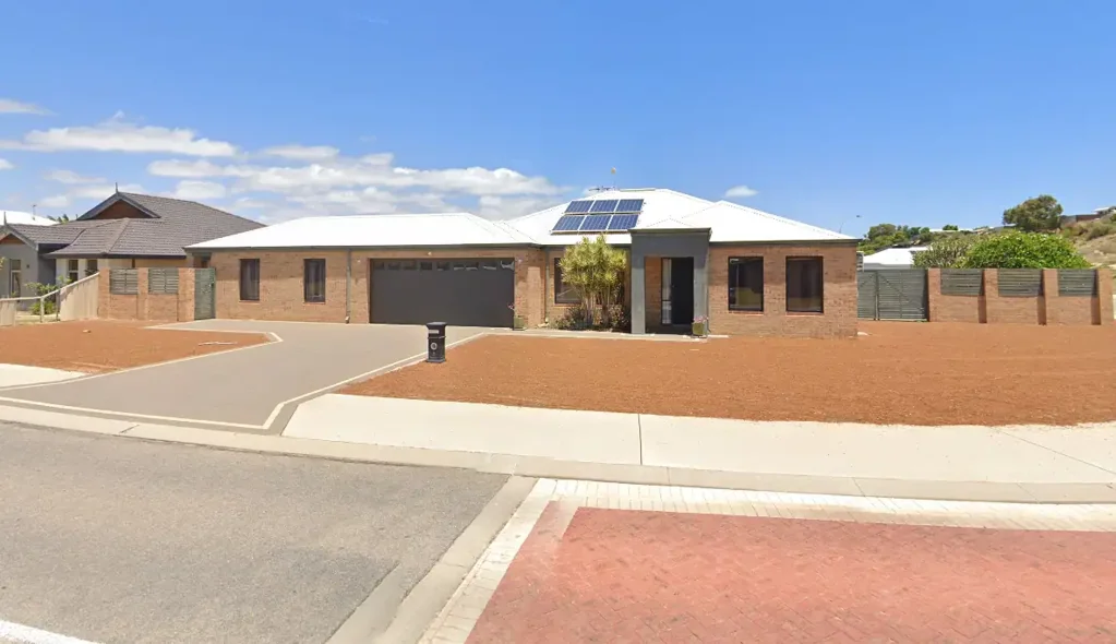 2 Reef Boulevard, Drummond Cove, WA 6532
