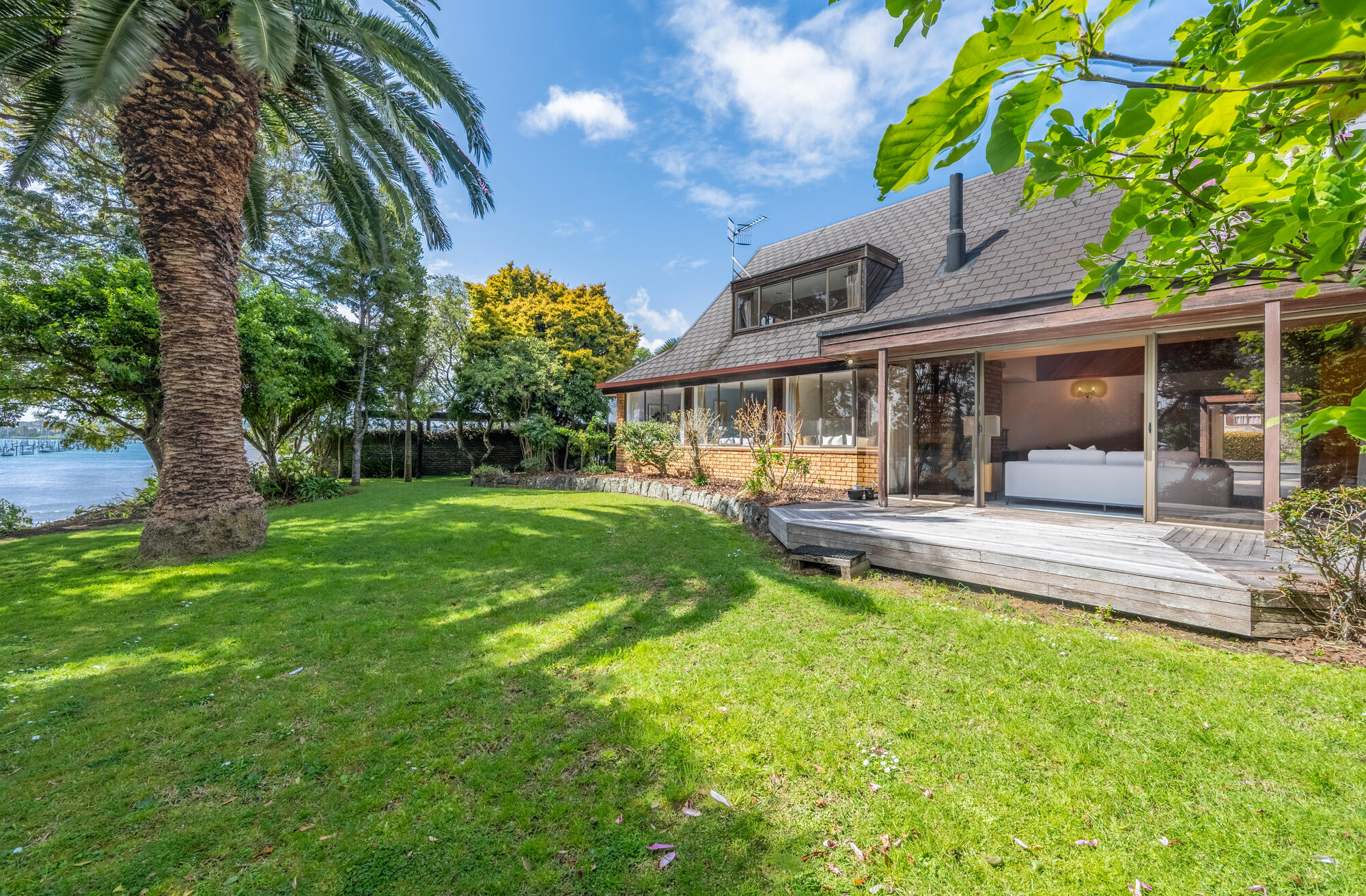 12 Dayspring Way, Pakuranga, photo 3
