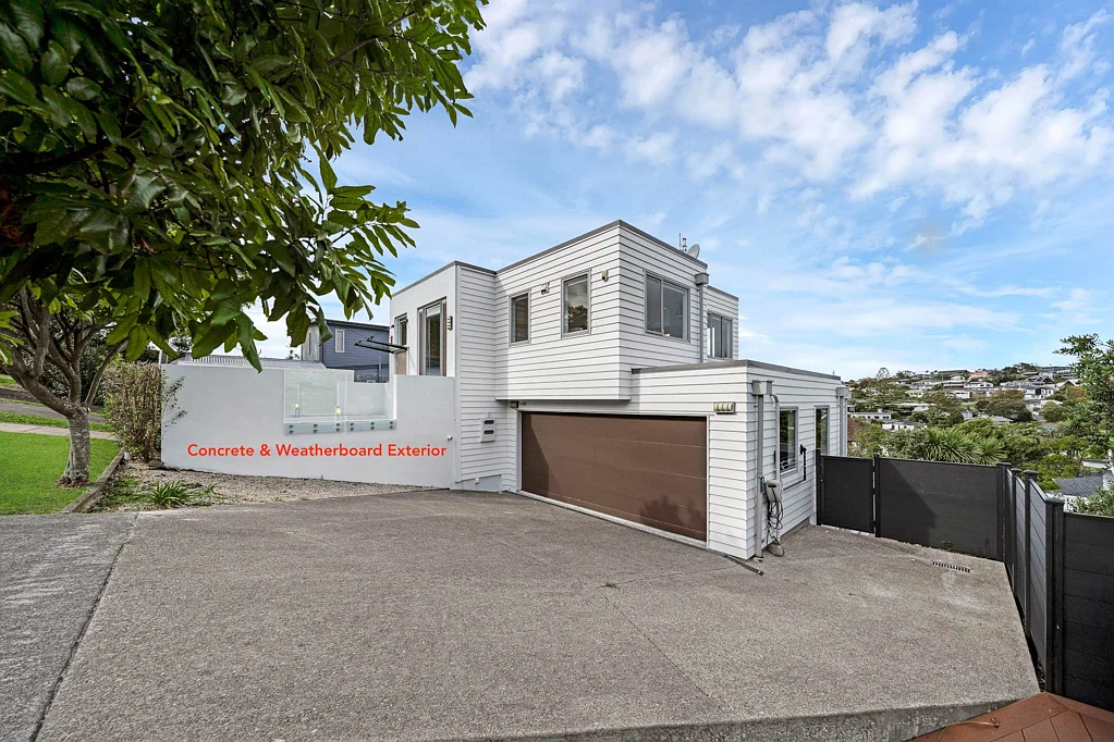 Rothesay Bay 5Moenga Solid Concrete, Sea View, Rangi Zone!