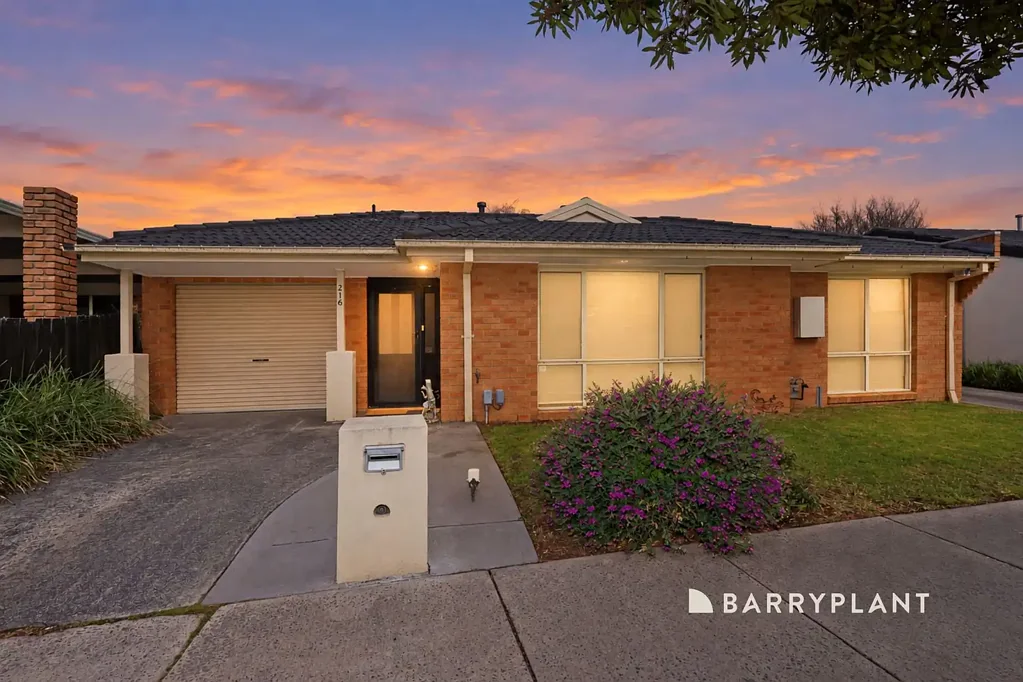 Rowville 3房 时尚低维护生活 Stylish Low Maintenance Living