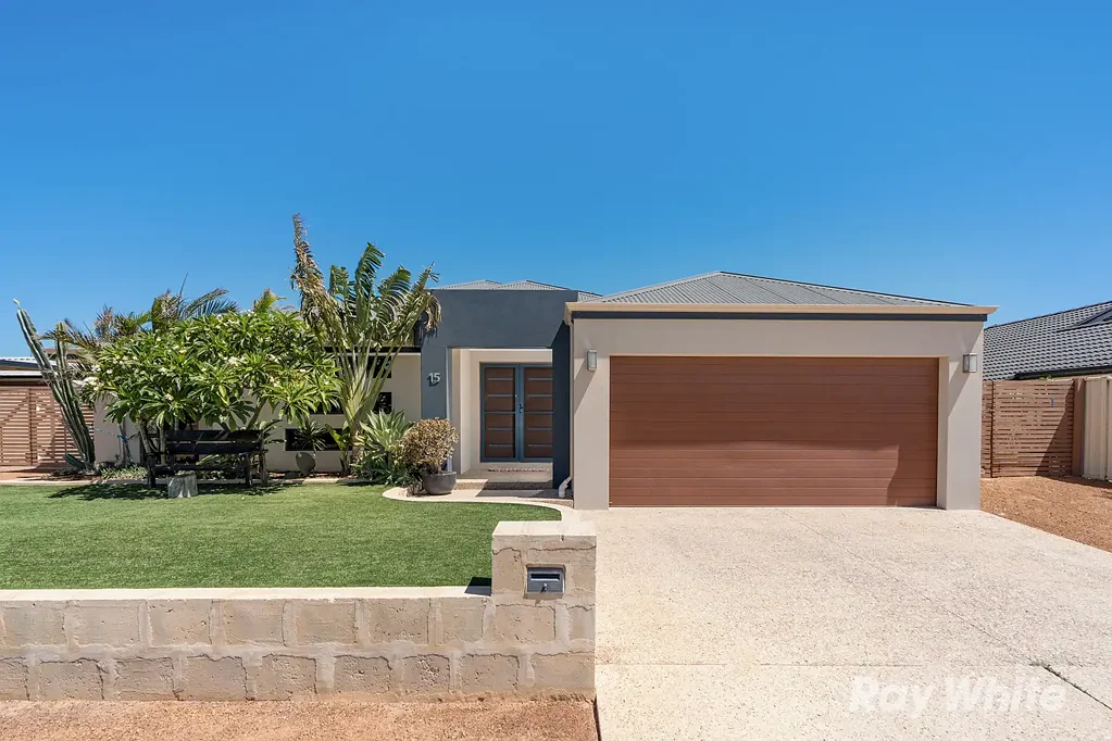 15 Brittania Parade, Wandina, WA 6530