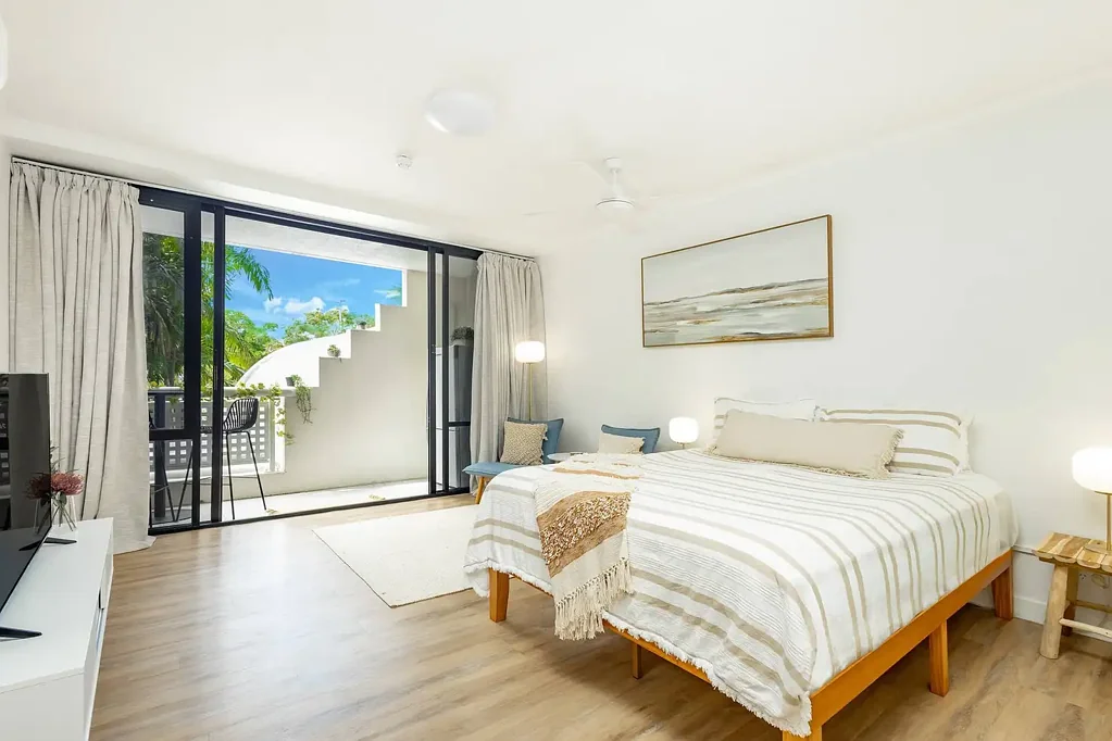 ** This property is now under application **
Furnished studio opposite the cairns esplanade – utilities included