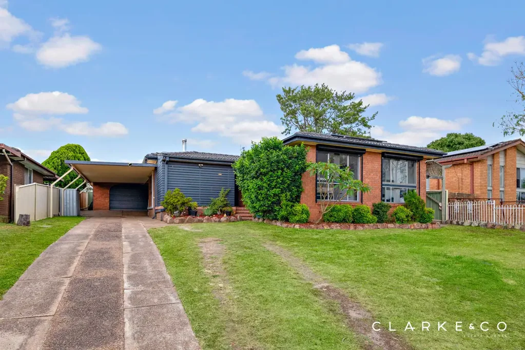 Tenambit 4部屋 SPACIOUS FAMILY LIVING IN A SUPERB TENAMBIT LOCATION!