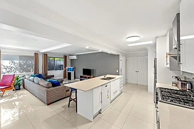 लिविंग रूम - 33 Mualla Drive, Ashmore, QLD 4214