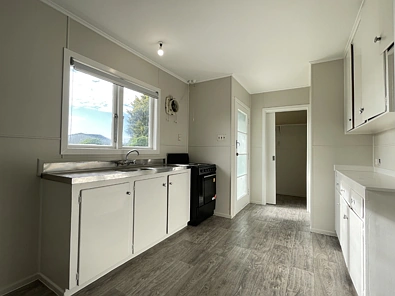 Newly Renovated 3 bedroom home in Otara