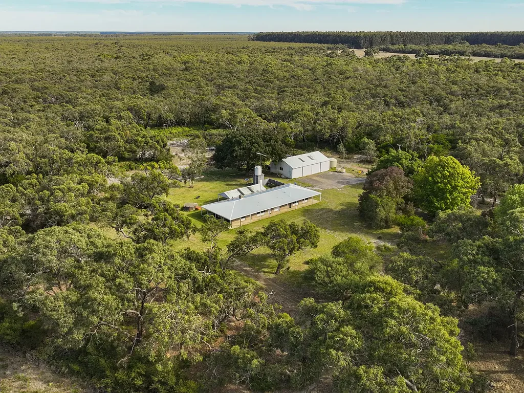858 Manga Rd, Wattle Range, SA 5280