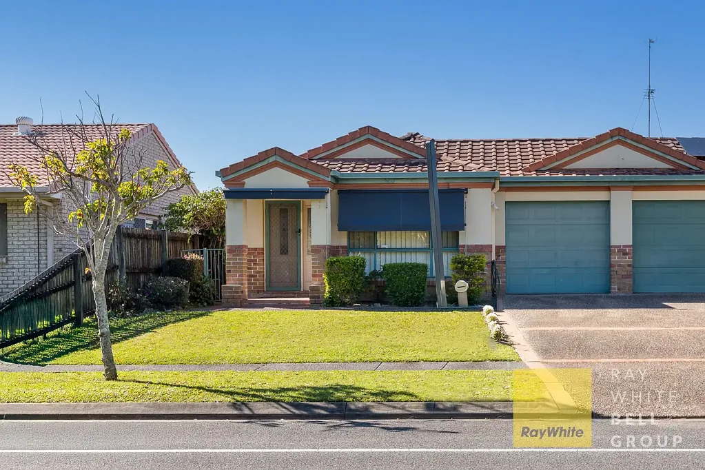 Lovely Family Home in a Prime Location - Close to Broadwater, Shops, Schools & Transport