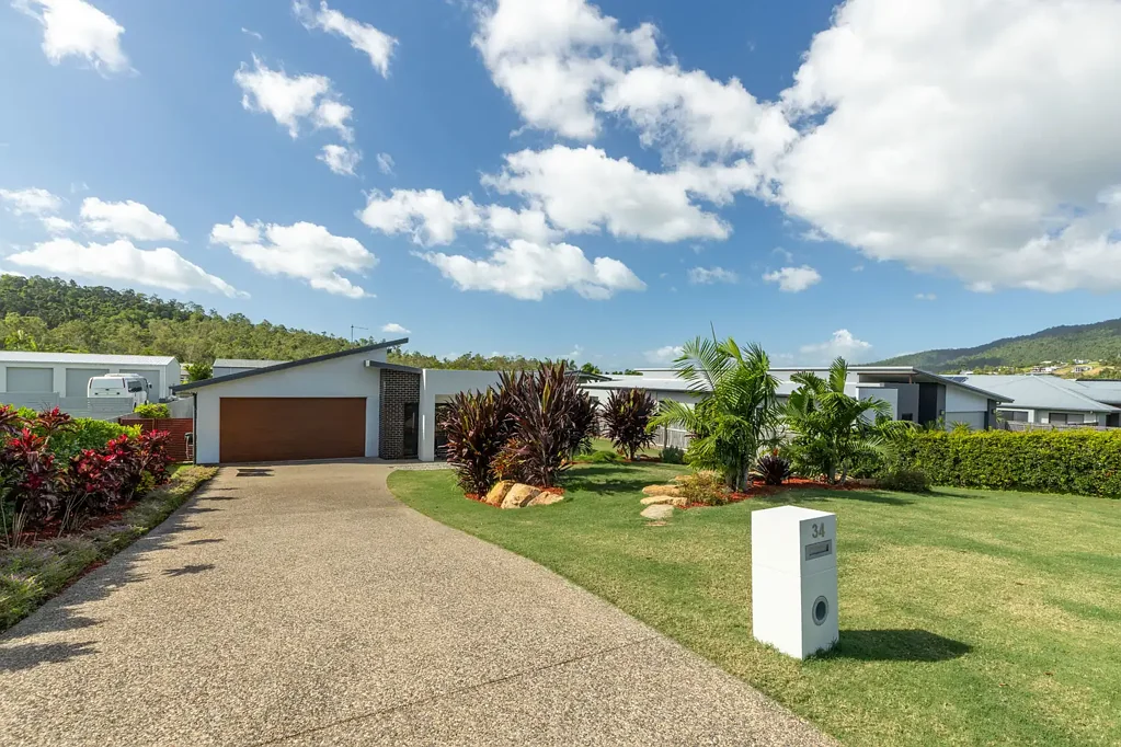 34 Beames Crescent, Cannon Valley, QLD 4800