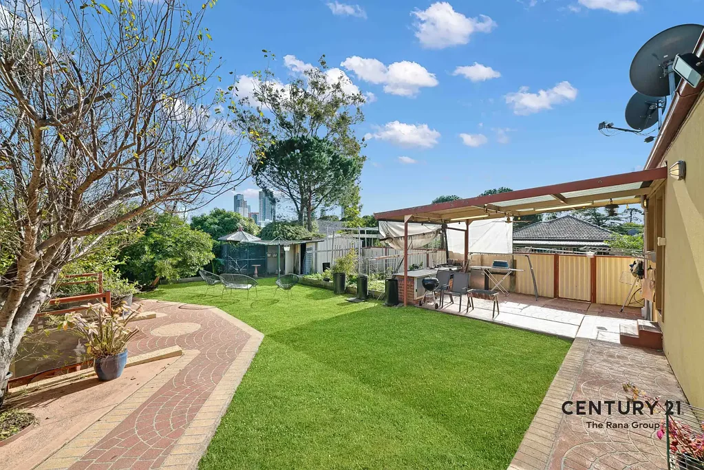 Rosehill 7 Bedroom Stunning Residence with Basement and Retreat on 950sqm Block in a Blue Ribbon Location