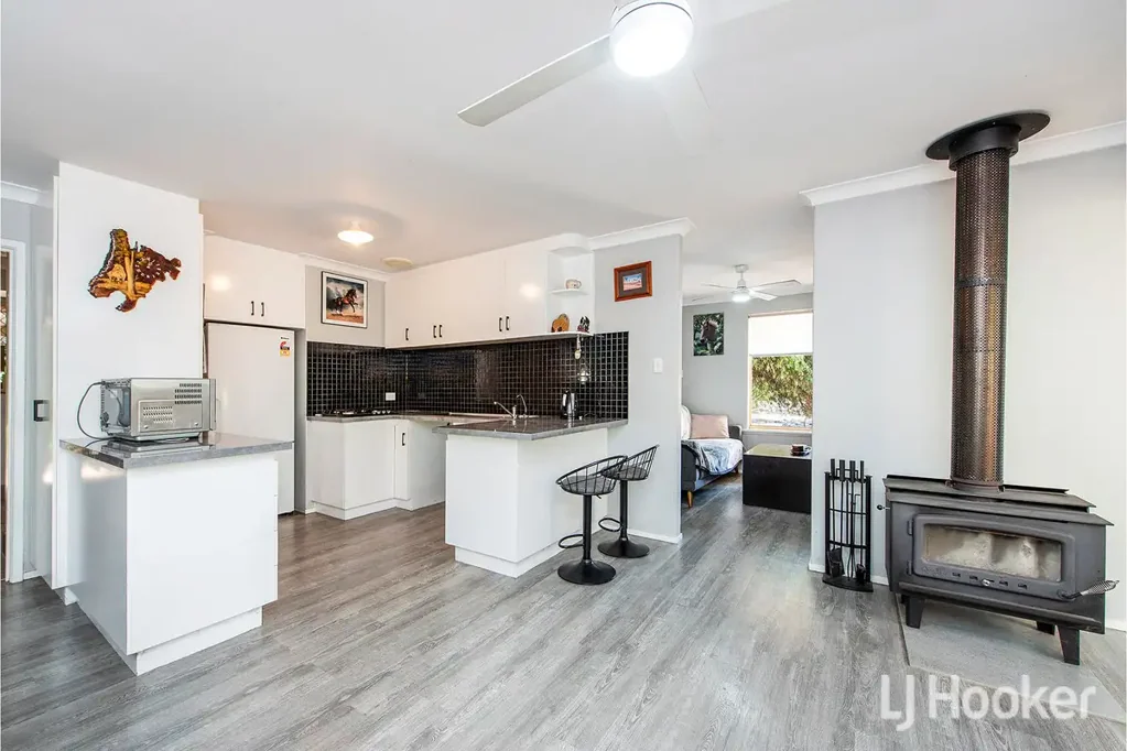 237 Stock Road, Parklands, WA 6180