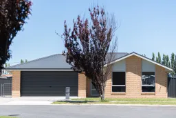 18 The Avenue, Latrobe