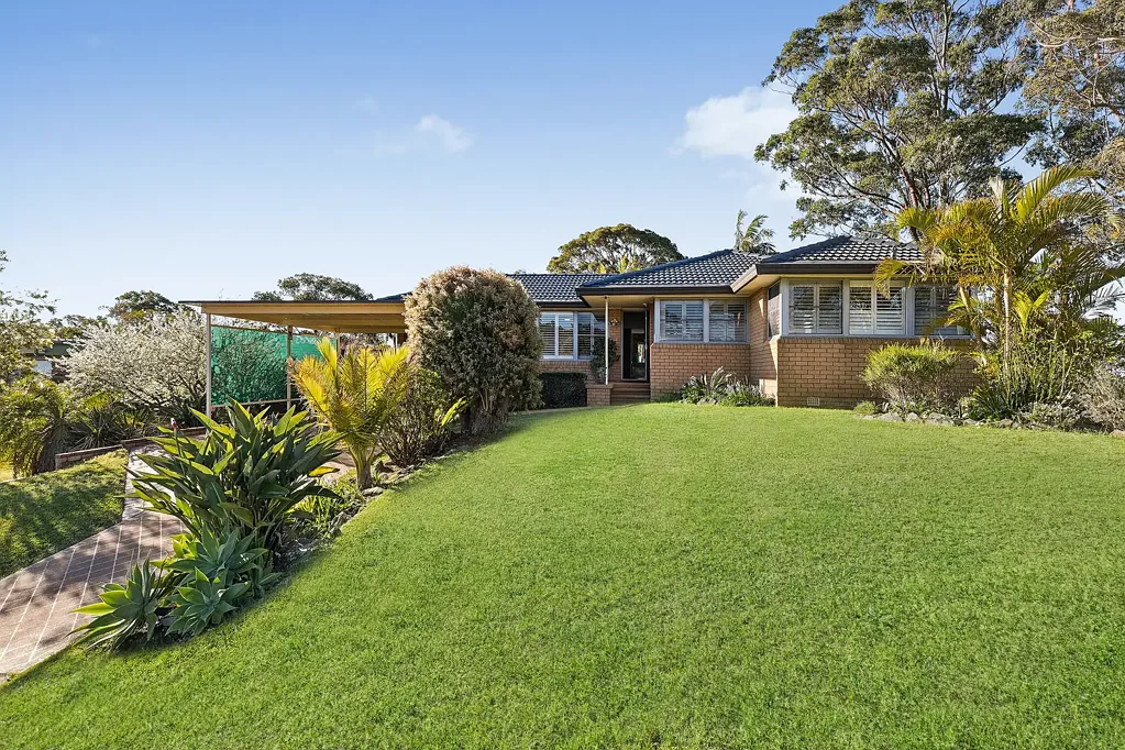 Engadine 4 Slaapkamer Relaxed Family Living with Poolside Appeal