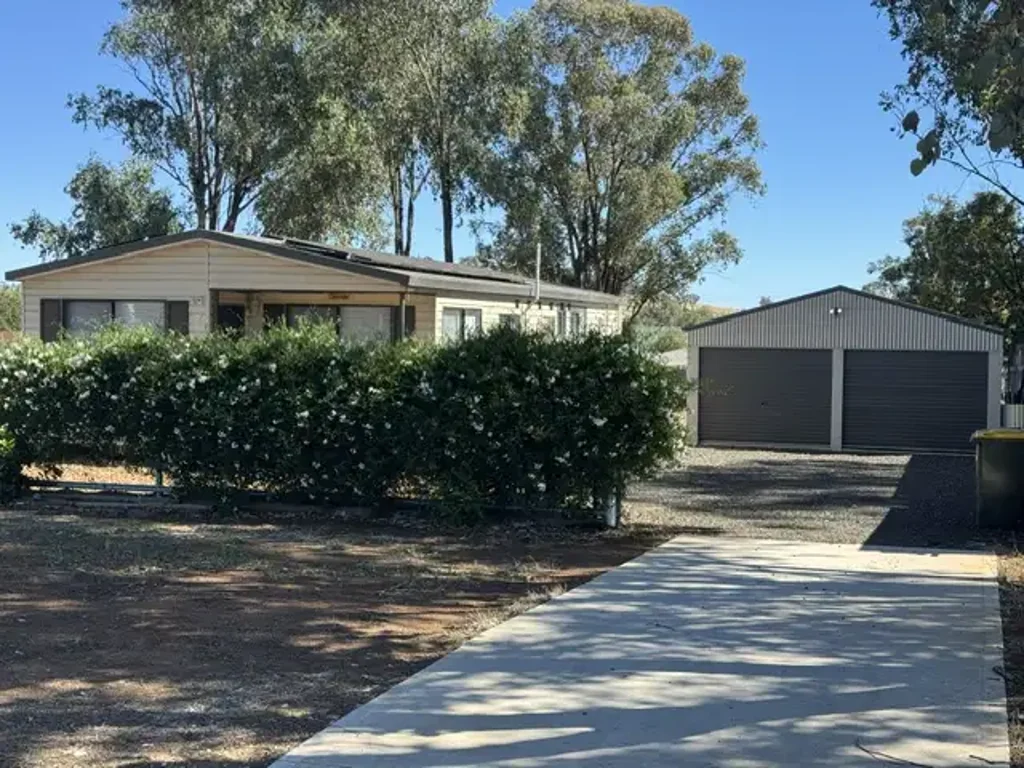 46 Belmore Street, Woodstock, NSW 2793