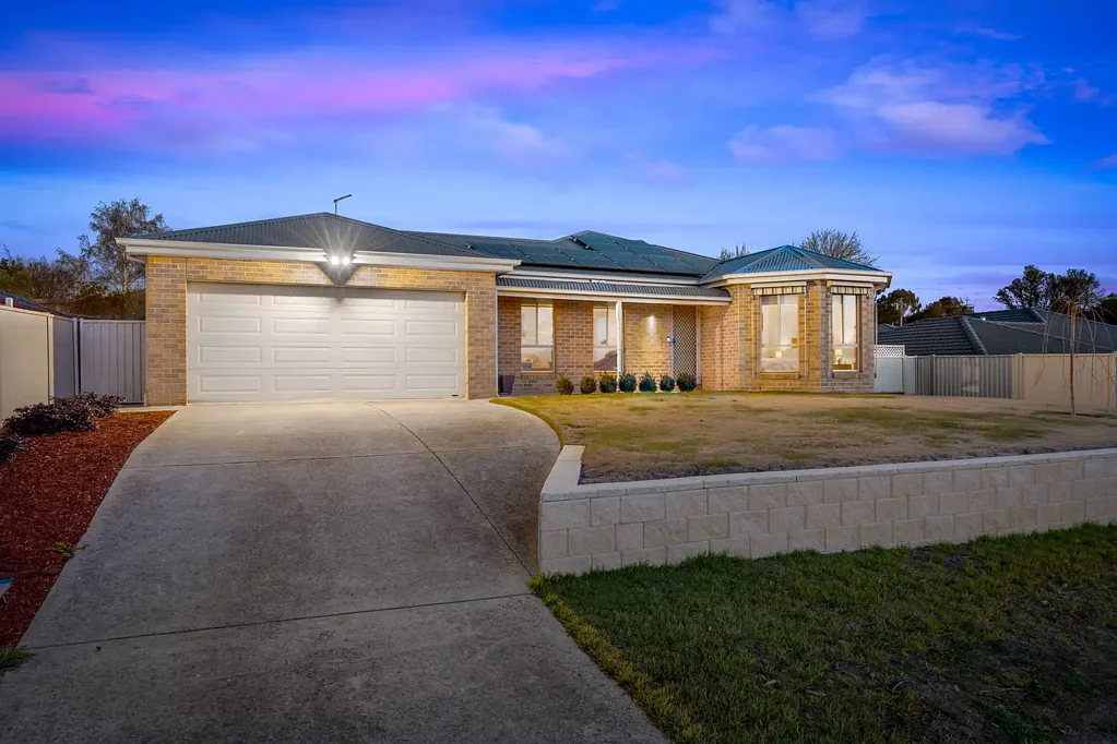 14 Cochrane Court, Invermay Park, VIC 3350