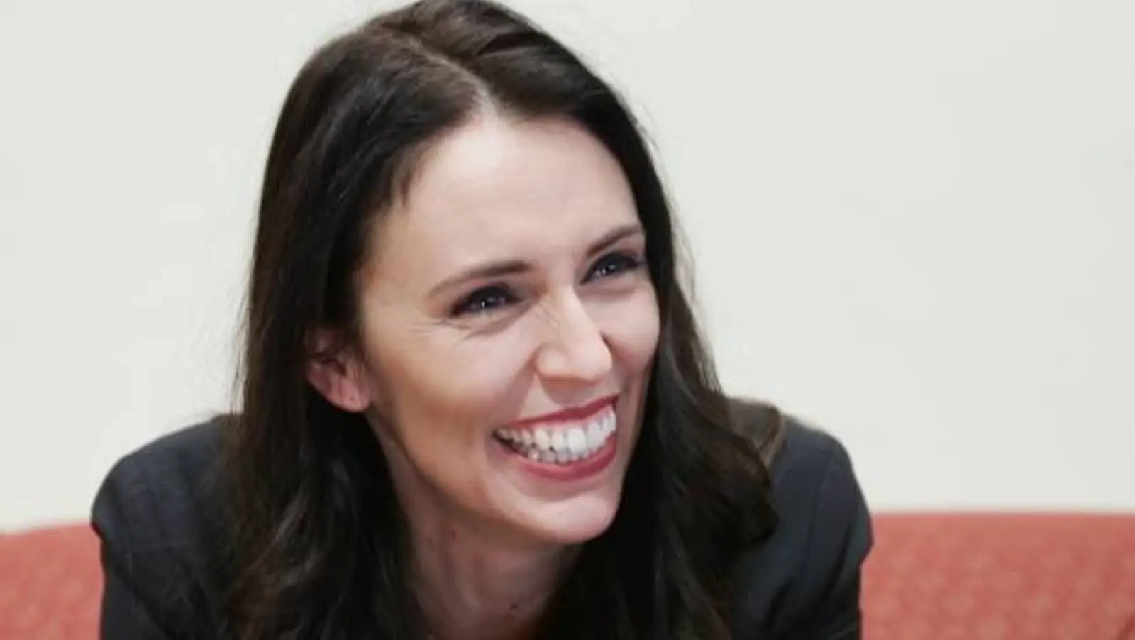 Jacinda Ardern就任新一届工党党魁,商业部门对其持观望态度