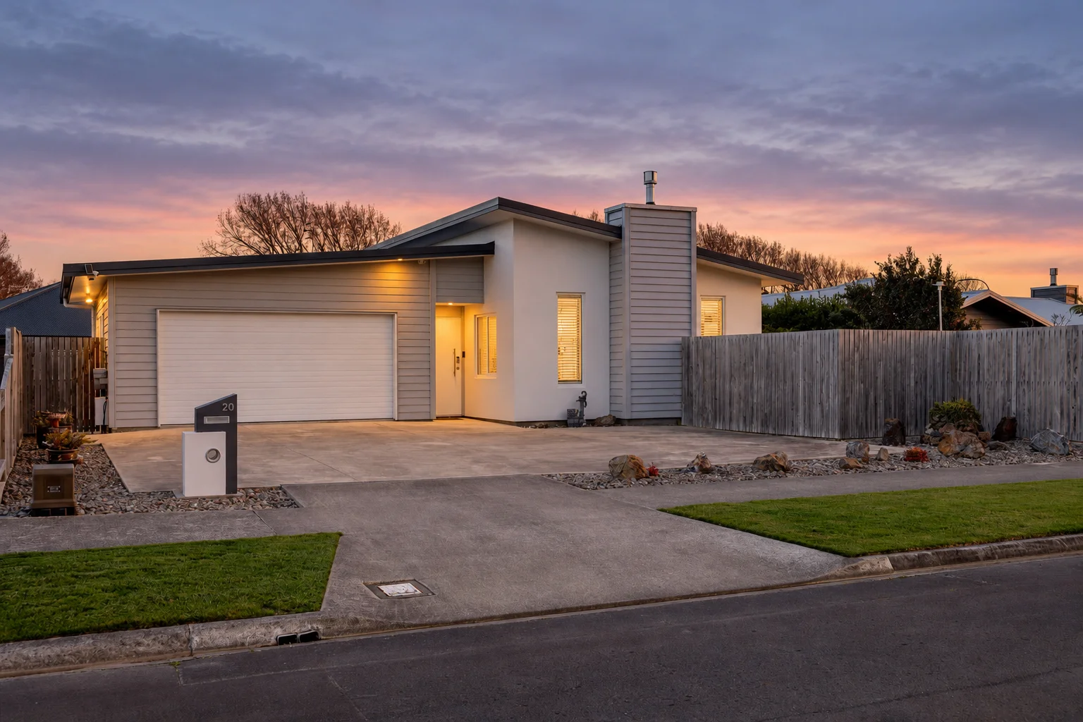 Kelvin Grove 3Habitaciones Effortless Elegance with Year-Round Entertaining