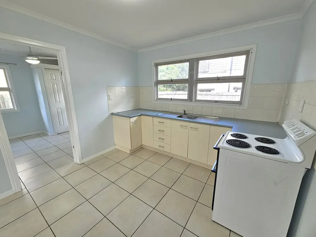 Neat Unit with Private Yard