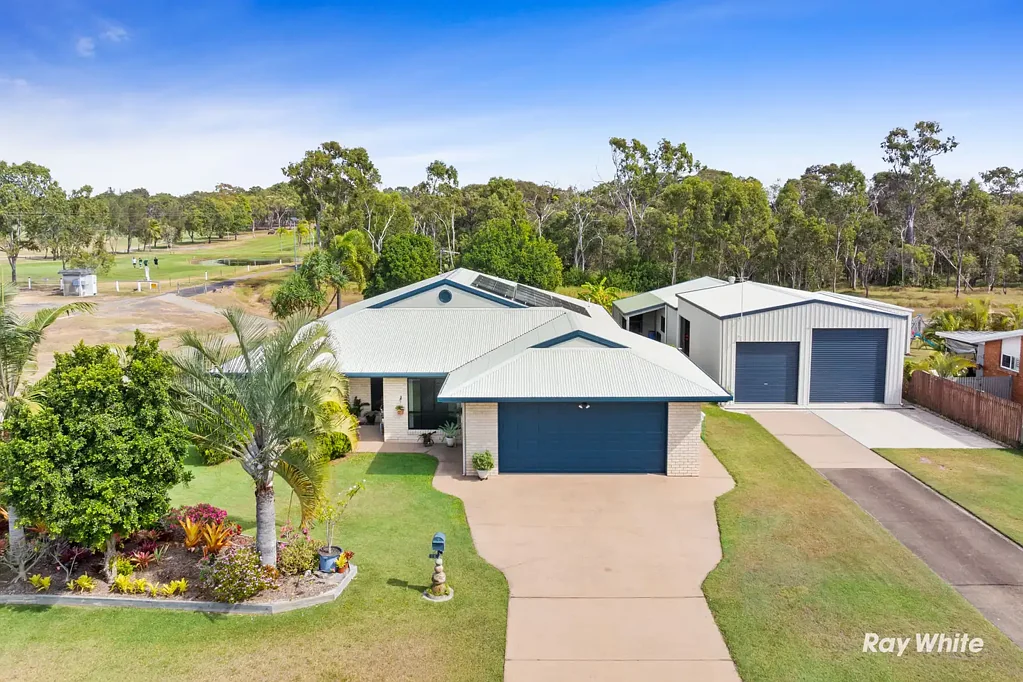 Yeppoon 4બેડરૂમ Ultimate Lifestyle Living - Massive Shed, Golf Course Position, Immaculate Family Home