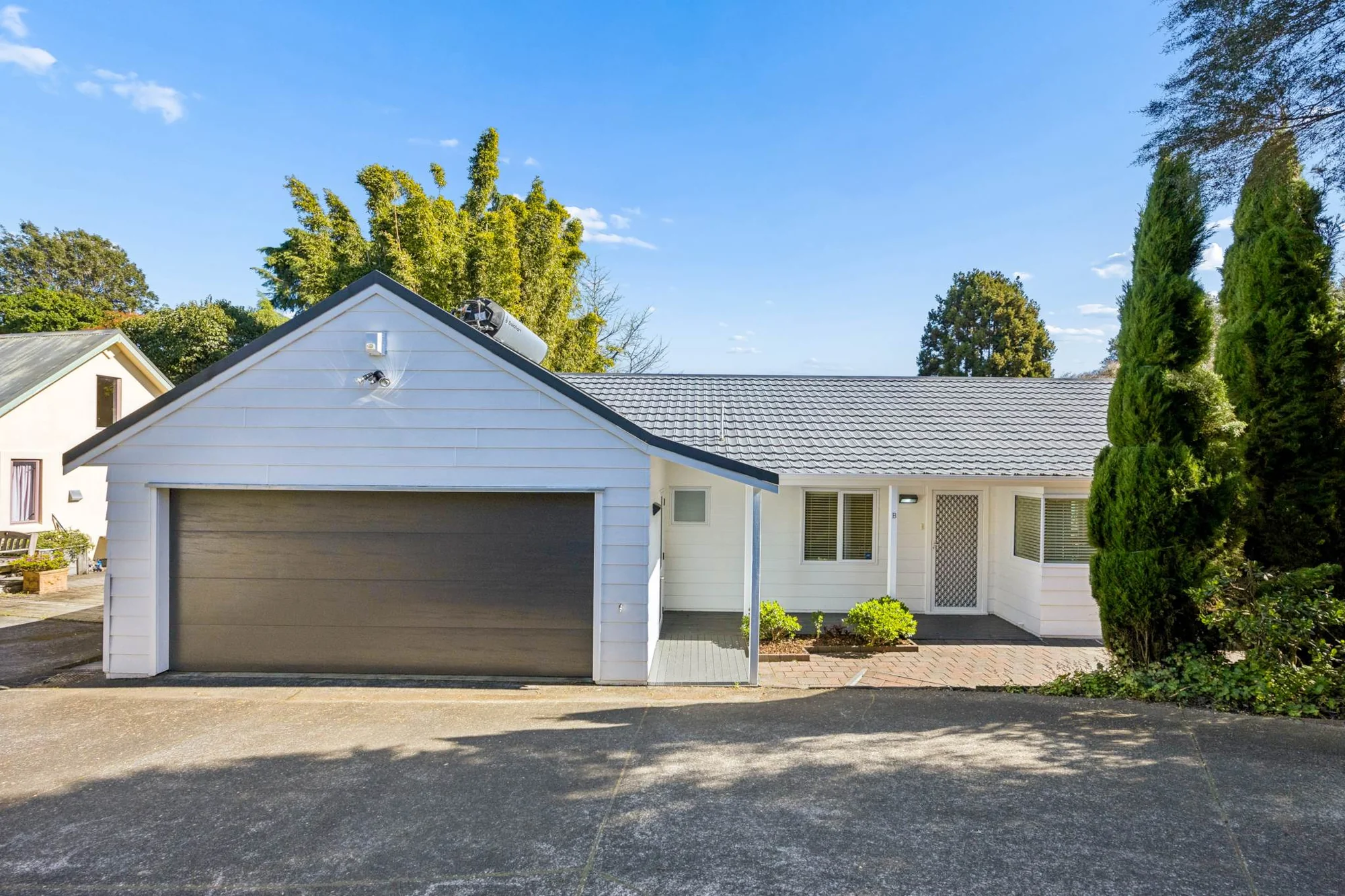 Hillsborough 4房 SPACIOUS, SUNNY & SUPER HANDY