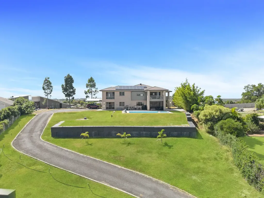 Craignish 4 Bedroom Spacious Home with Panoramic Ocean Views, Priced for Quick Sale