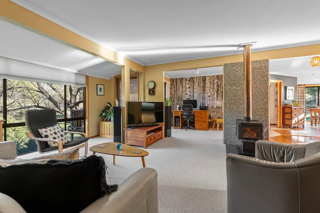 Ravenswood 4ਬੈੱਡਰੂਮ Sunny Acreage Living Just Minutes from the City