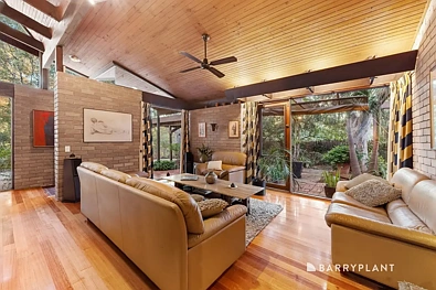ਹੋਰ - 25 Phillips Crescent, Rosanna, VIC 3084