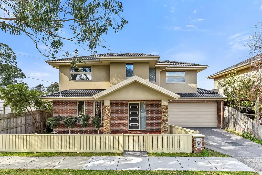 Bayswater 3房 黄金地段的时尚家庭生活 Stylish Family Living in a Prime Location